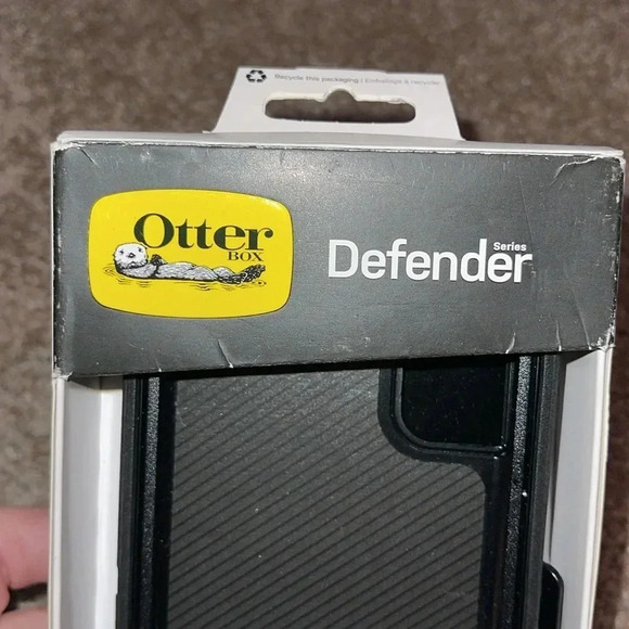 Otterbox Defender series 4x military standard case Samsung 21+5G Black. CC - Picture 4 of 4
